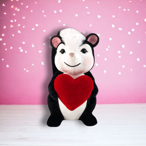 Smiling Skunk w/Heart, 12.5"