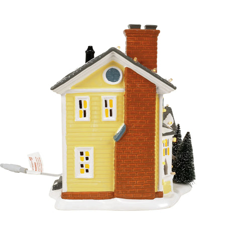 The Originial Snow Village - The Griswold Holiday House Figurine, 7.5"