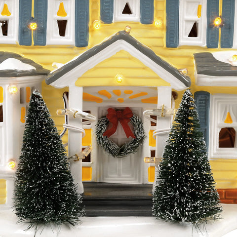 The Originial Snow Village - The Griswold Holiday House Figurine, 7.5"