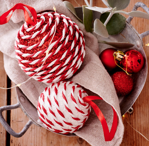 Red/White Ornament Foam (sold individually)