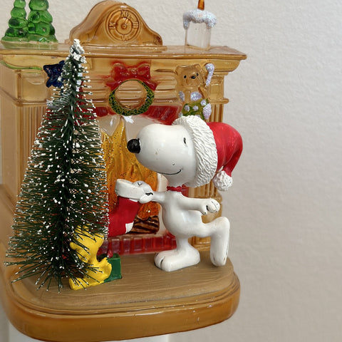Lighted Fireplace Snoopy Night Light, 5.5"
