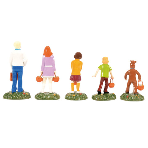 Snow Village Halloween - Scooby Doo Trick or Treaters Figurines, 3.35" (Set of 5)