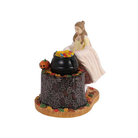 Hot Properties Village - On Candy Duty Figurine, 3.54"
