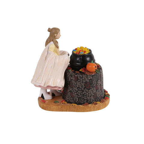 Hot Properties Village - On Candy Duty Figurine, 3.54"