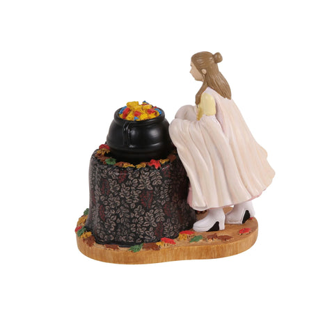 Hot Properties Village - On Candy Duty Figurine, 3.54"