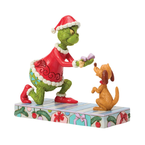 Jim Shore Grinch Giving Max a Bone Figurine, 6"
