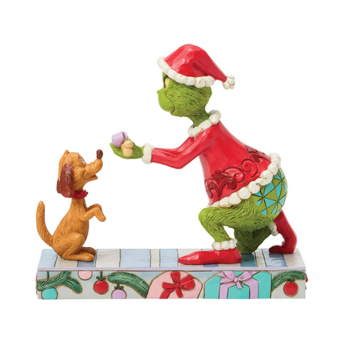 Jim Shore Grinch Giving Max a Bone Figurine, 6"