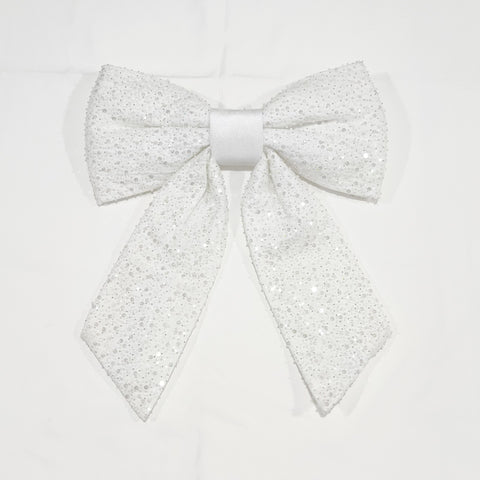 Chic Pearl Bow, 18" x 24" (Ivory White)
