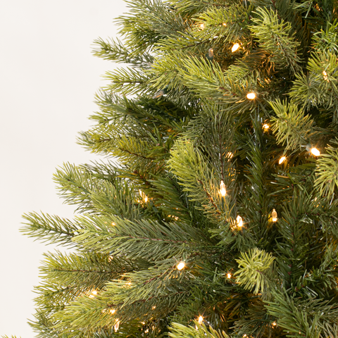 Montauk Fir Supreme Christmas Tree w/LED Lit, Warm White, 7.5'
