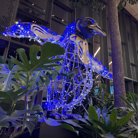 Large Penguin Flappy Figure, LED Lit w/Fiberglass (White/Blue), 53"