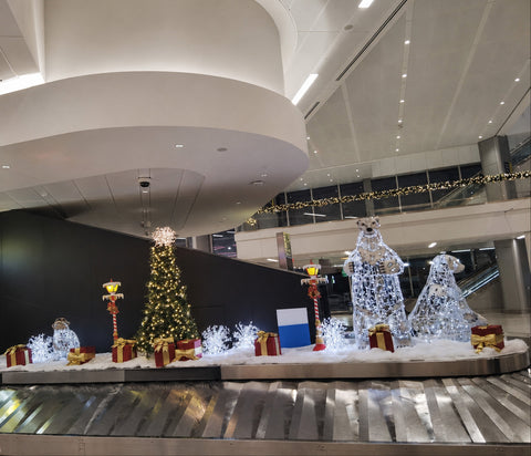 Pre-Owned North Pole Props Package
