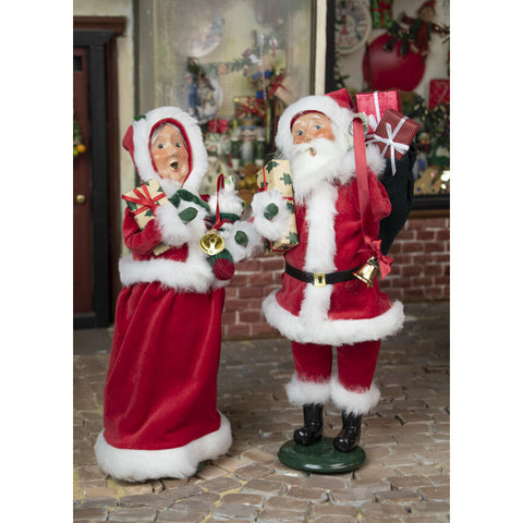 Message Santa Caroler Figurine, 13"