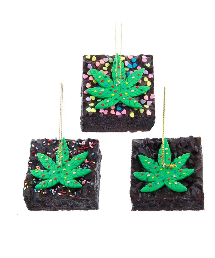 2.75" Cannabis Brownie w/Sprinkles Ornament